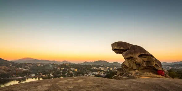 Udaipur to Mount Abu Transfer Approx 165 Km 4 Hours